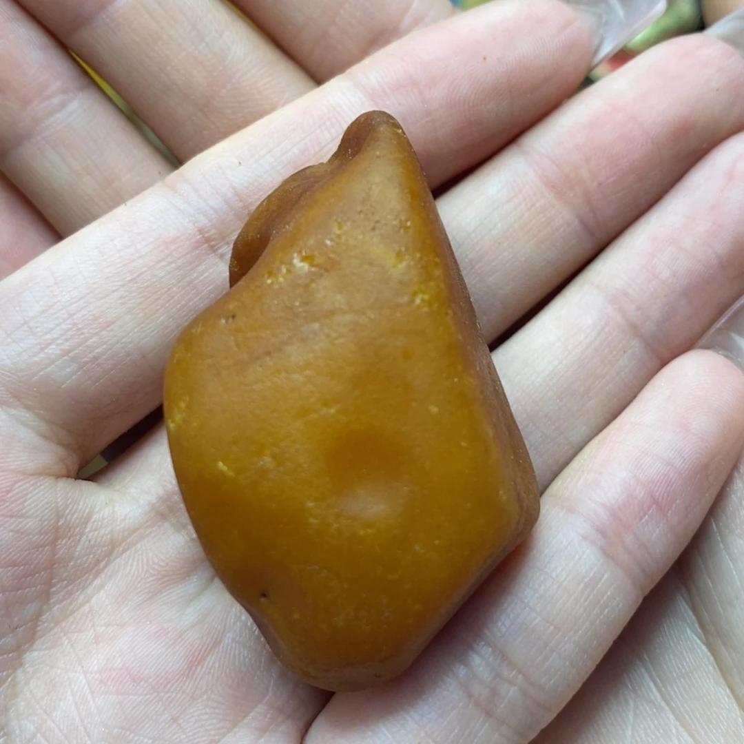定制琥珀未镶嵌陈