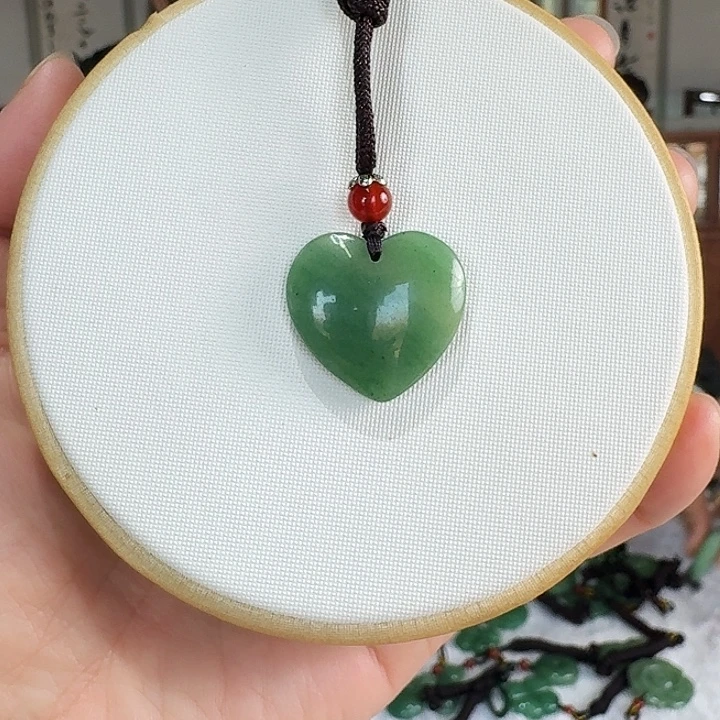 密玉（石英质玉）未镶嵌吊坠