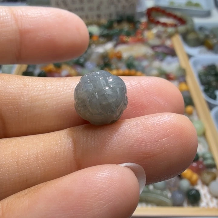 和田玉未镶嵌珠宝半成品