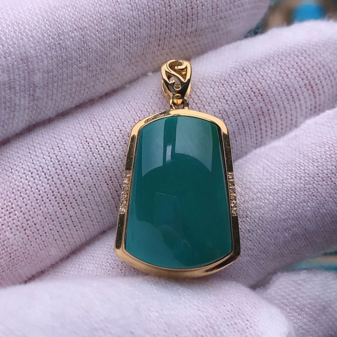 绿松石18K金镶嵌珠宝奇石