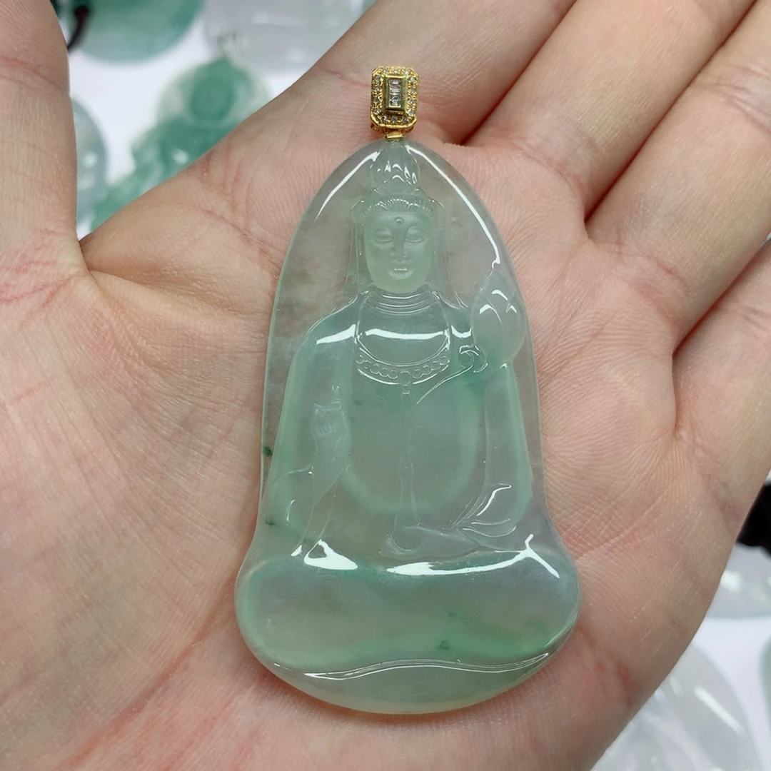 ****色翡翠18K金镶嵌挂件素衣