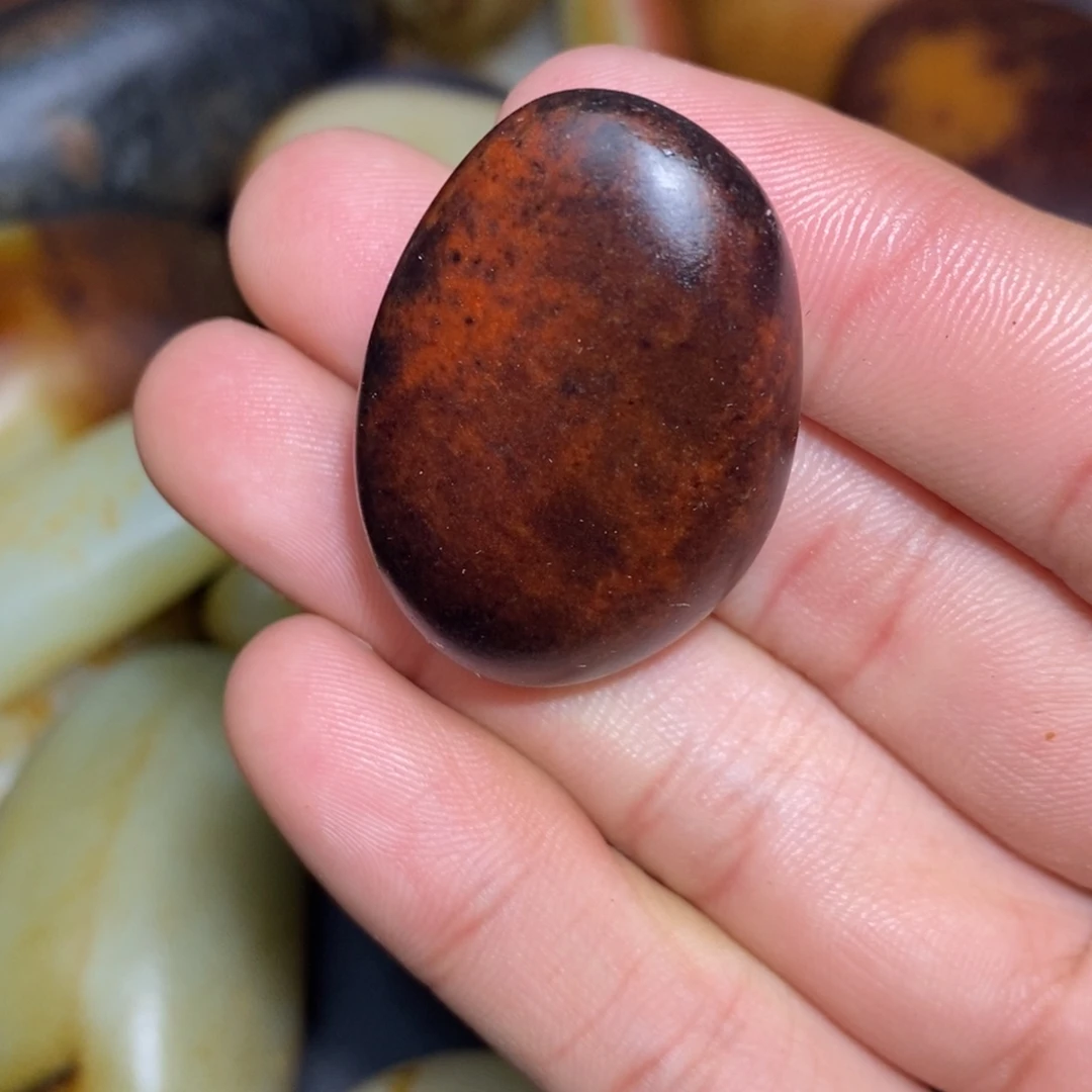 和田玉未镶嵌珠宝奇石