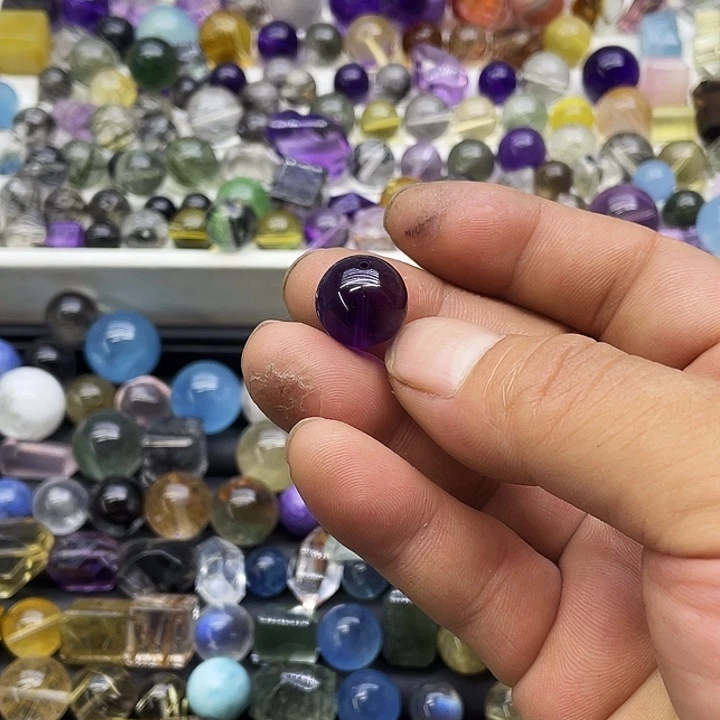 爱****石英石铁合金珠子