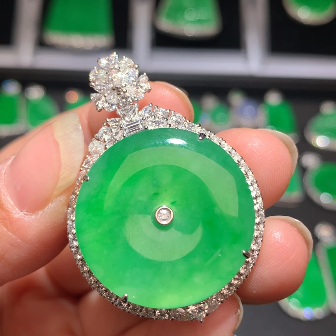 翡翠颈饰18K金镶嵌平***❤翡翠