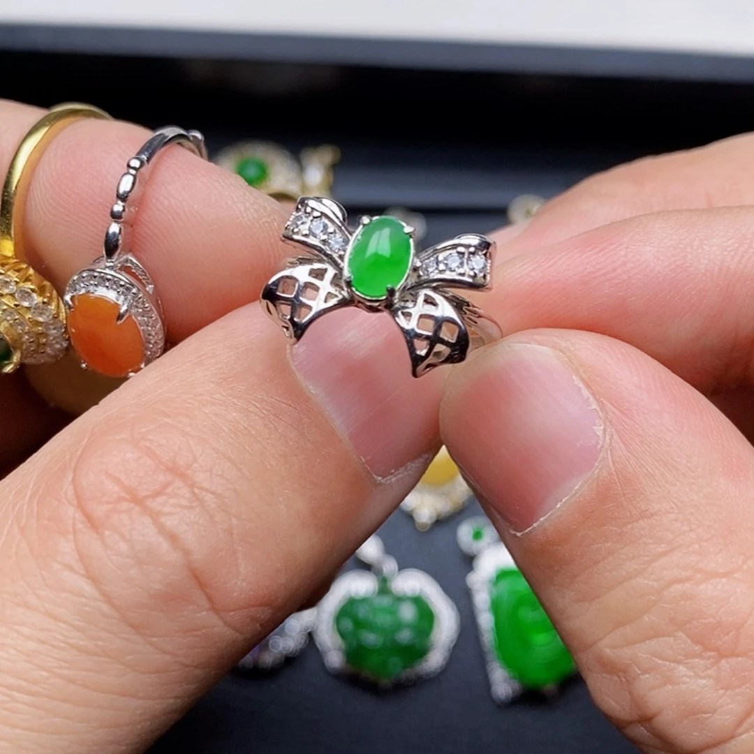 翡翠戒指银S925镶嵌戒指