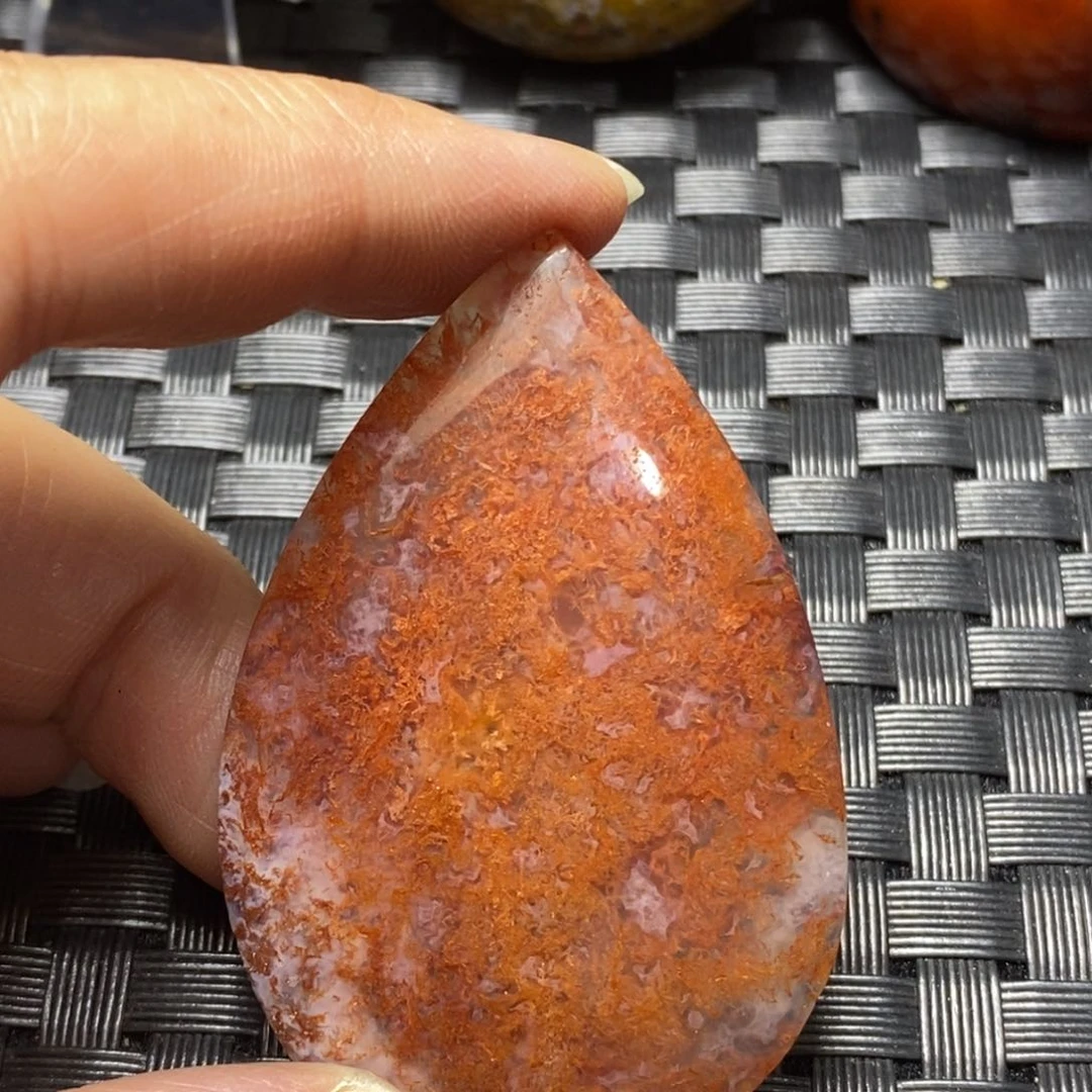 玛瑙/玉髓颈饰未镶嵌秀*