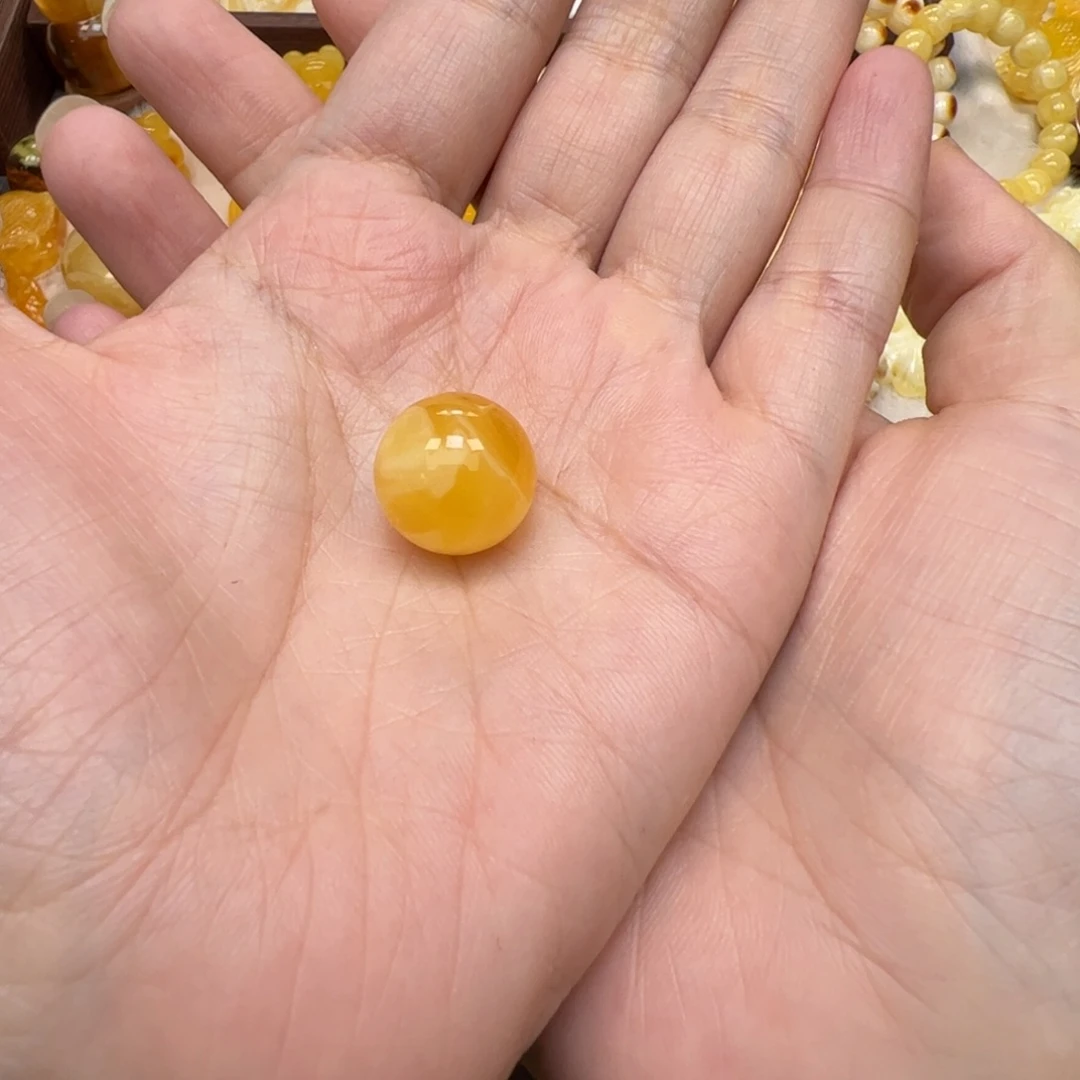 L***Y琥珀未镶嵌裸石蜜蜡