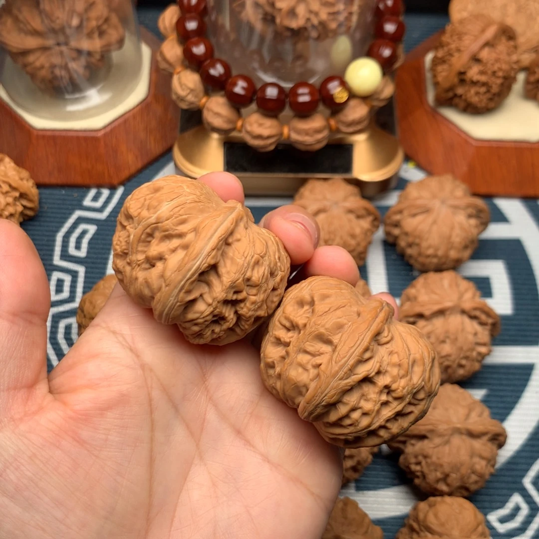 把件文玩核桃元宝44