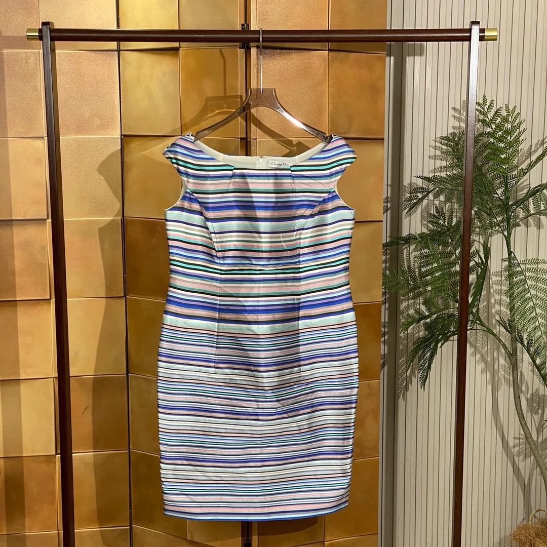 99新 DIOR/迪奥 彩色条纹桑蚕丝连衣裙/42码/41377