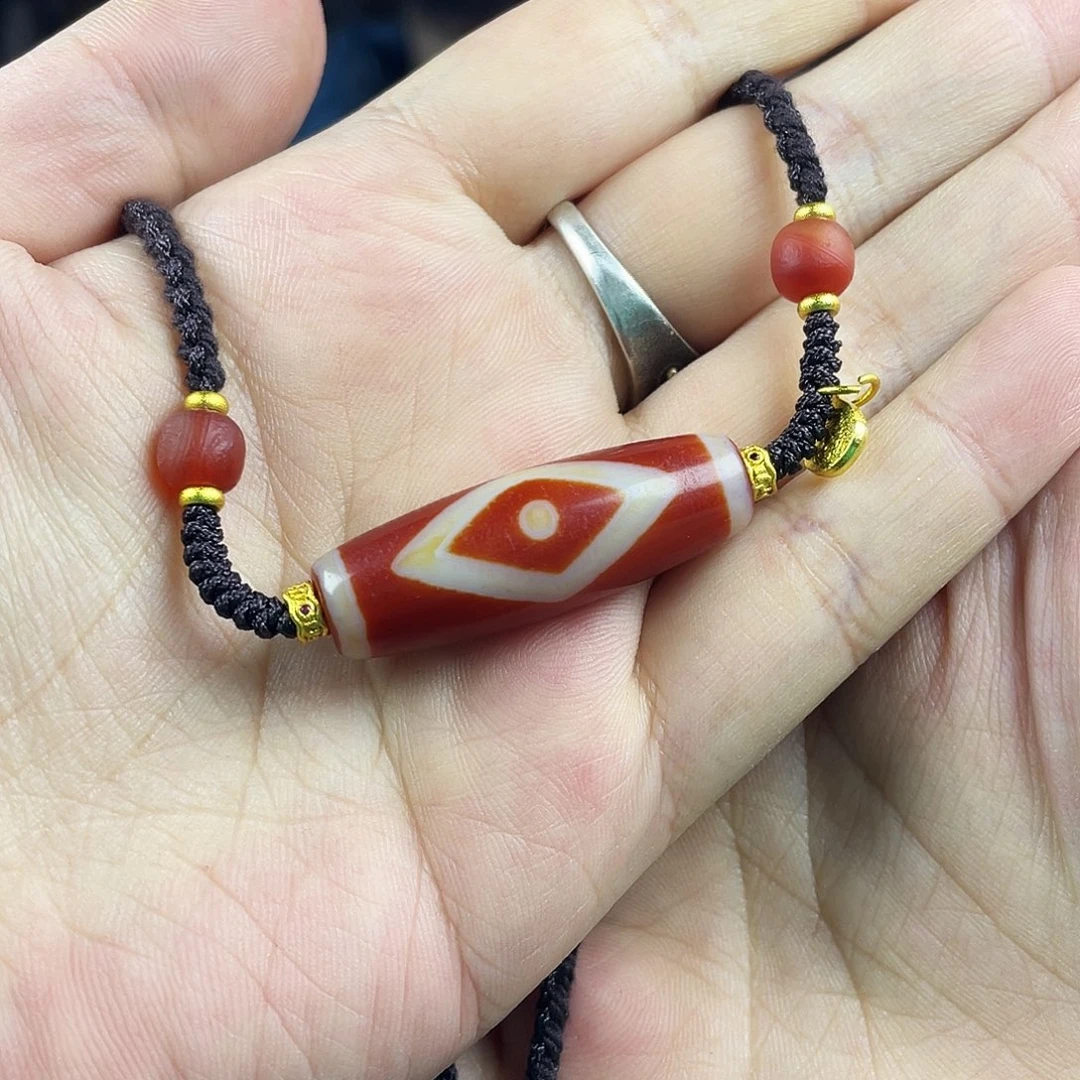 玛瑙/玉髓合金颈饰行运