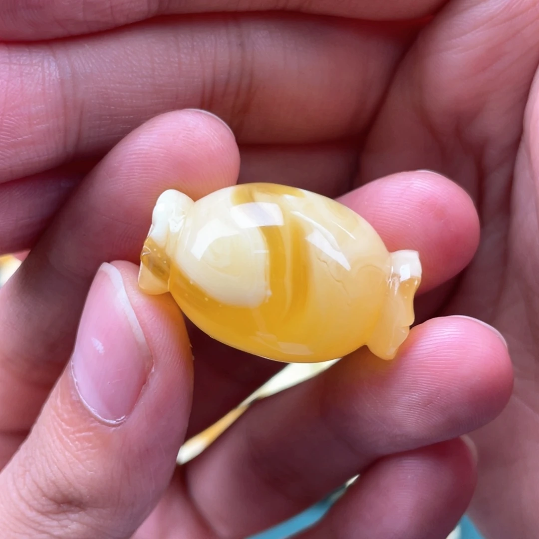 琥珀未镶嵌裸石蜜蜡