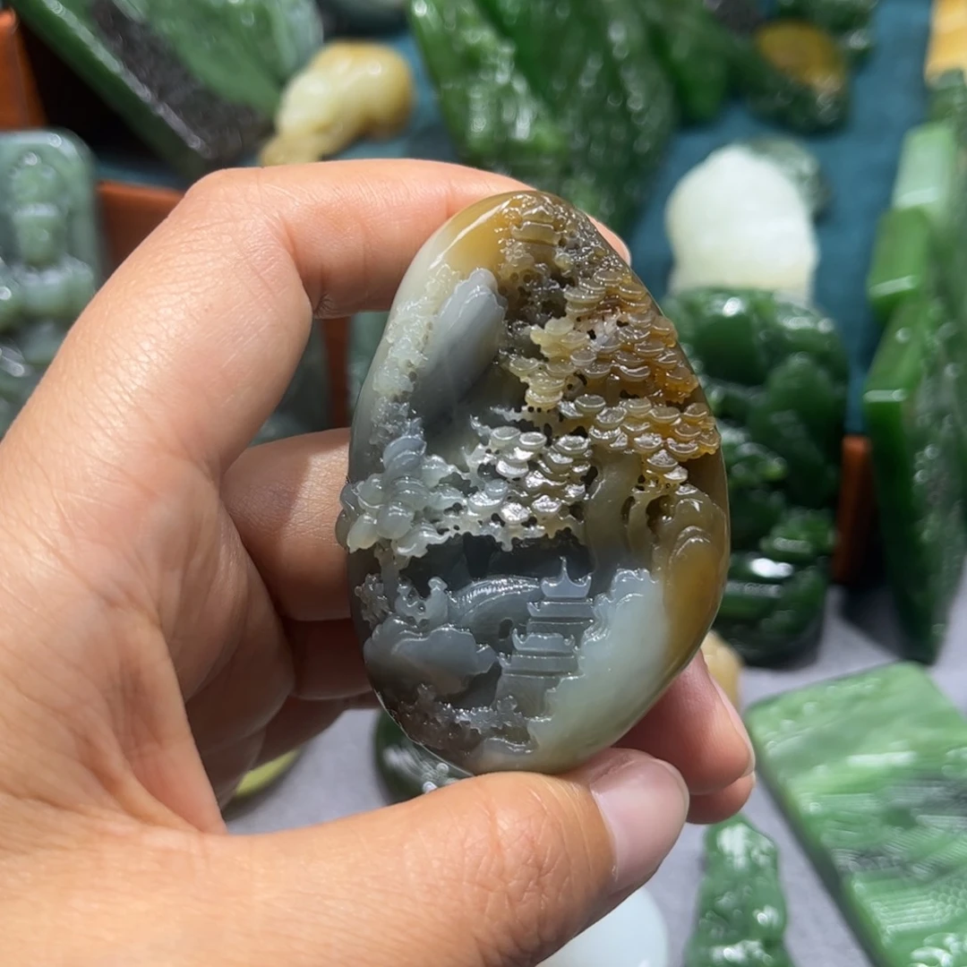 和田玉未镶嵌颈饰