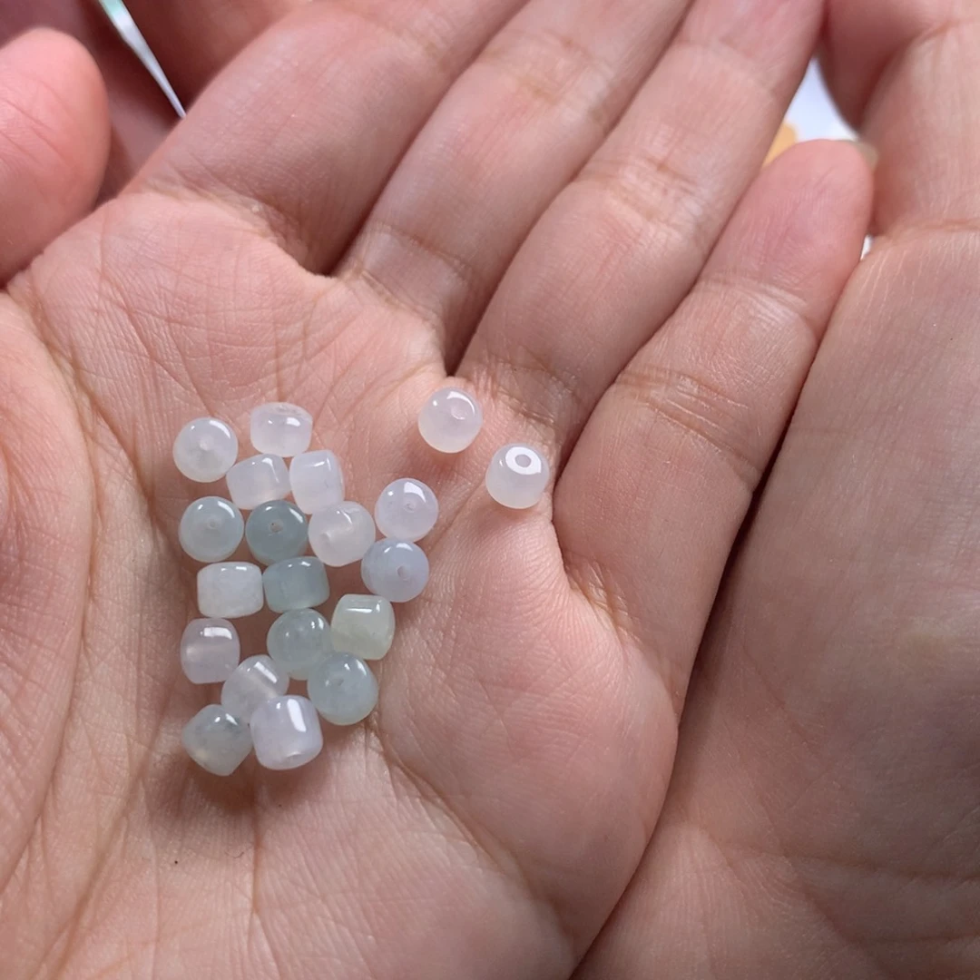 散珠翡翠l****y多样性发货20颗