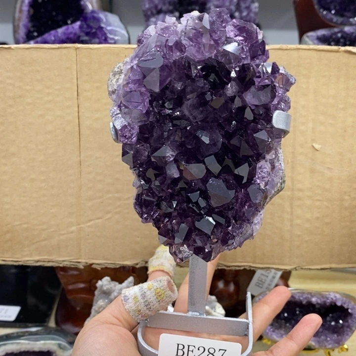 未镶嵌大型摆件（非配饰）水晶