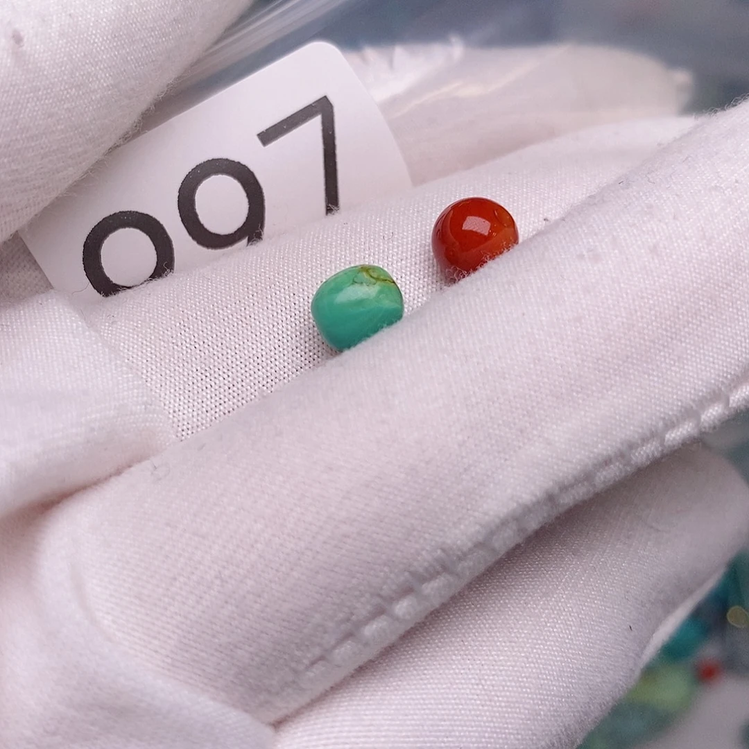 南红玛瑙未镶嵌珠宝奇石