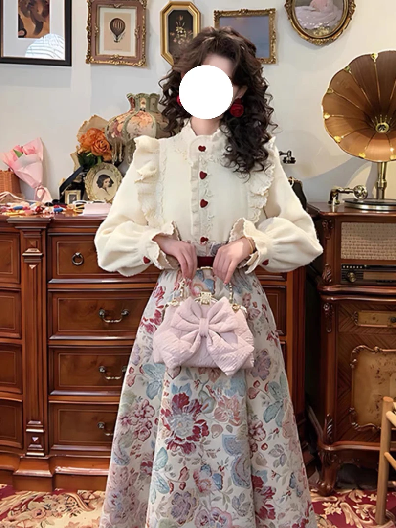 【安心推荐】法式复古温柔荷叶边衬衫女新款高级感重工设计感套装