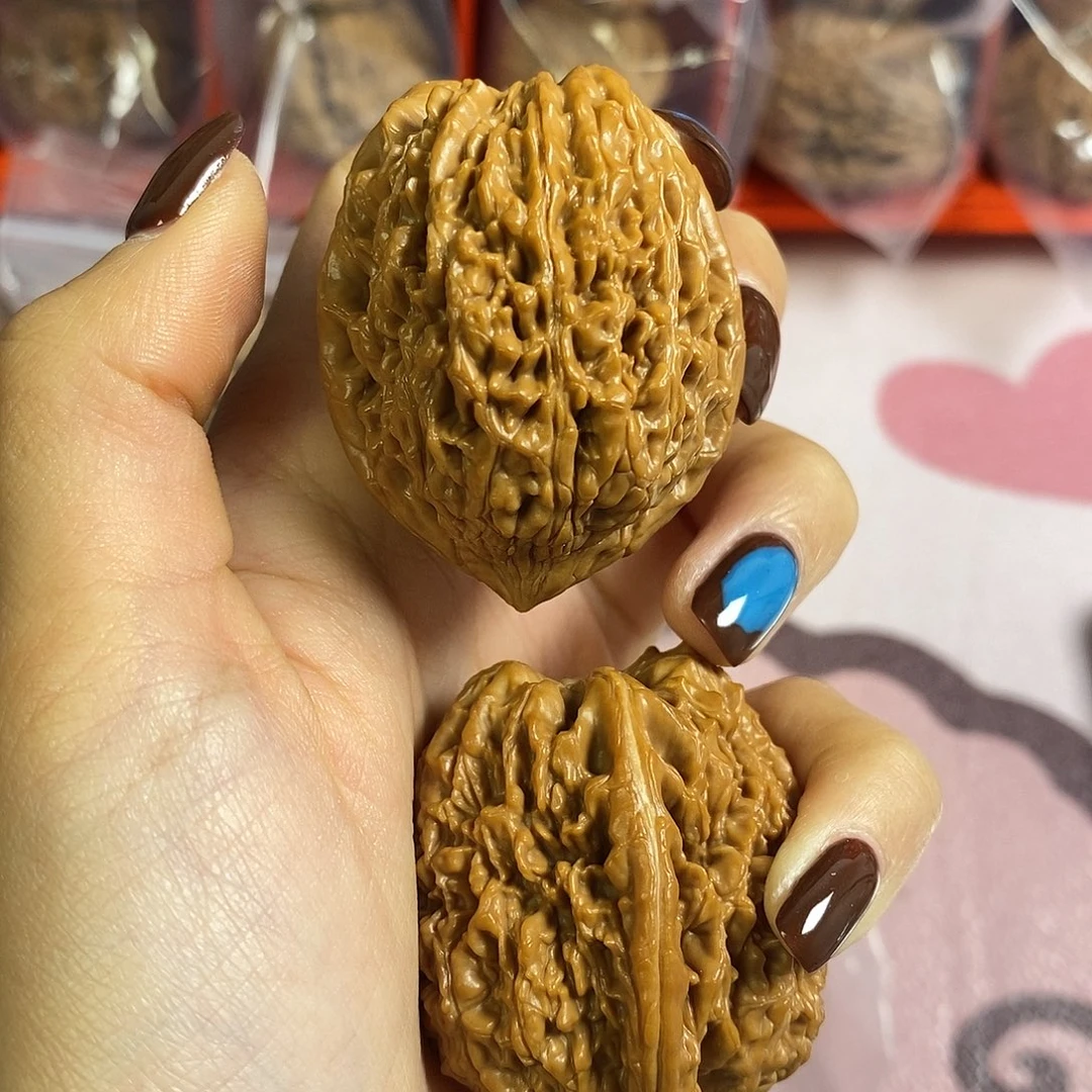 文玩核桃吊坠35蒜头150