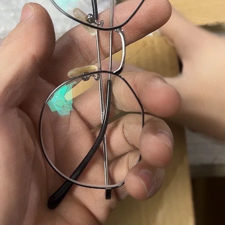 阳***晨你在干嘛呢我在洗衣服呢我