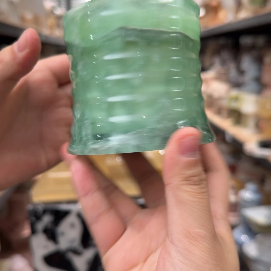 大理石R01。 带薪。