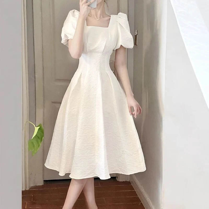 品位出众~法式初恋白色大摆长裙2025新款方领显瘦气质提花连衣裙