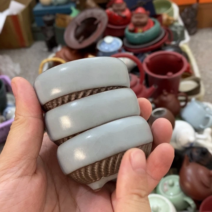 陶瓷艺术品及陶瓷壶