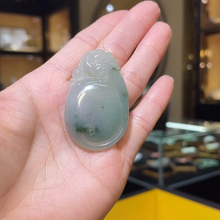 颈饰未镶嵌翡翠龙守护