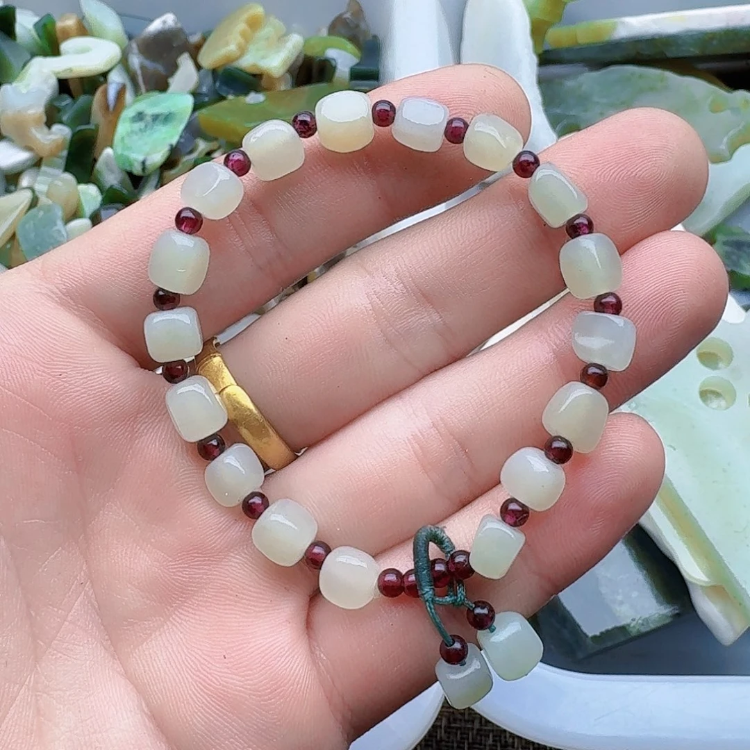 和田玉未镶嵌珠宝半成品