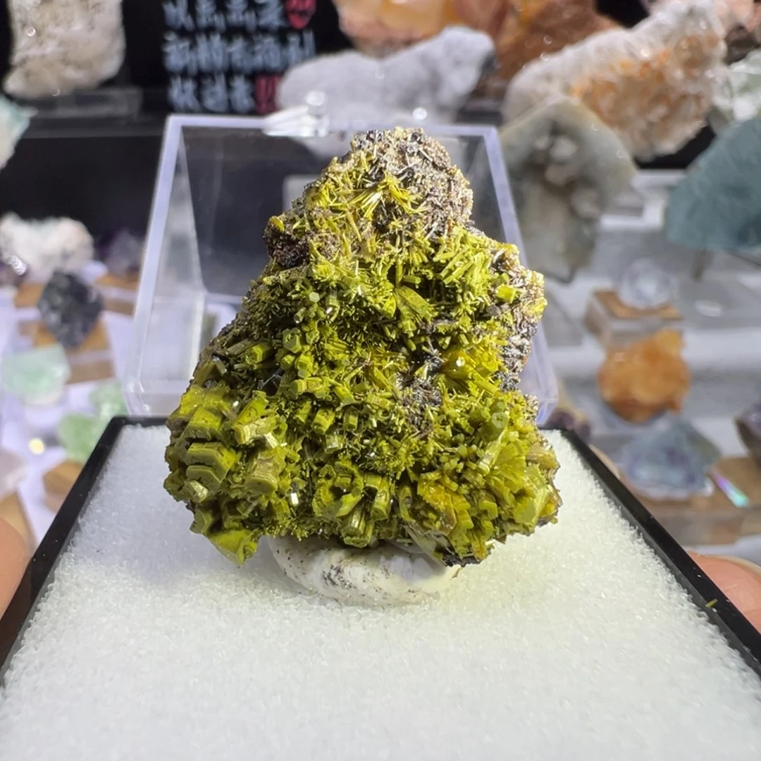 石材广西桂林磷氯铅13