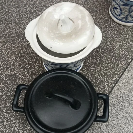 瓷片陶瓷盘子碗啥都有