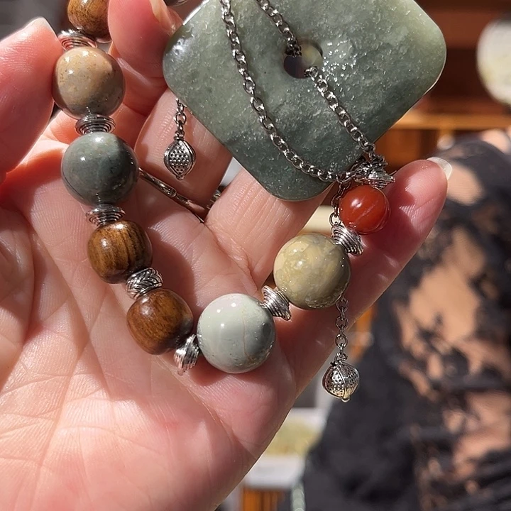 未镶嵌岫玉毛衣链