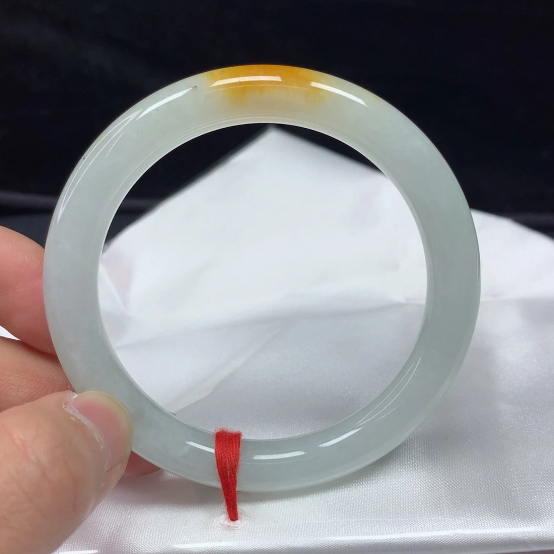 翡翠手镯（圆镯）未镶嵌55.1