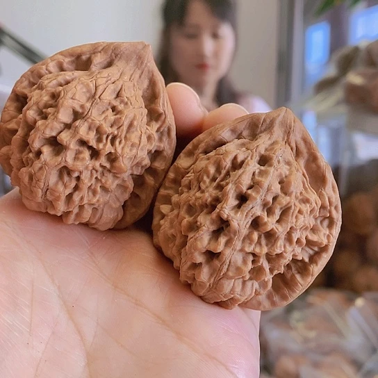【闪购商品】把件文玩核桃44麒麟纹官帽