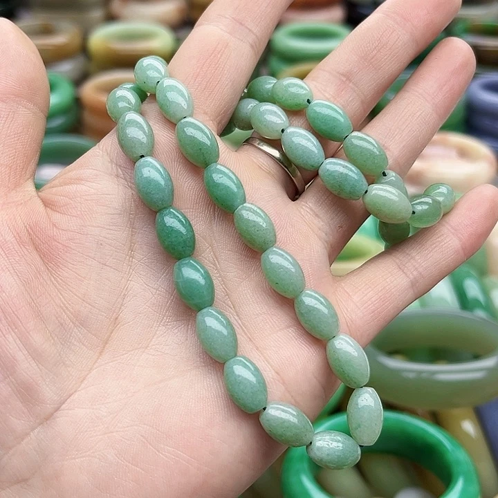 未镶嵌手镯（圆镯）石英质玉?**༃