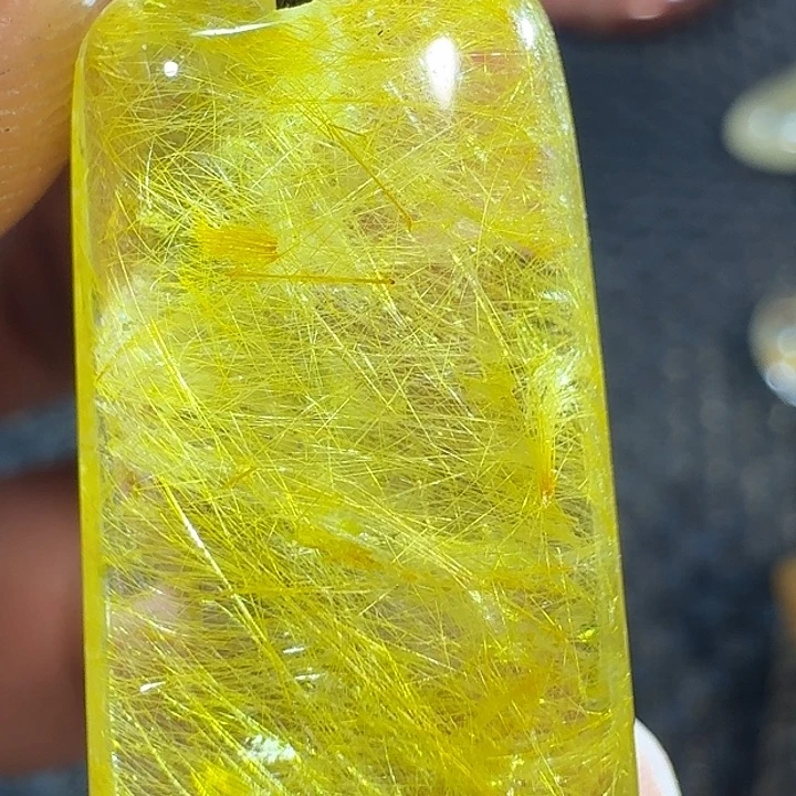 未镶嵌颈饰水晶娜**贝