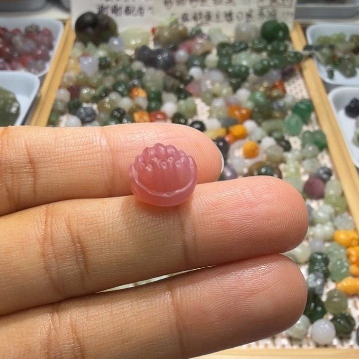 和田玉未镶嵌珠宝半成品