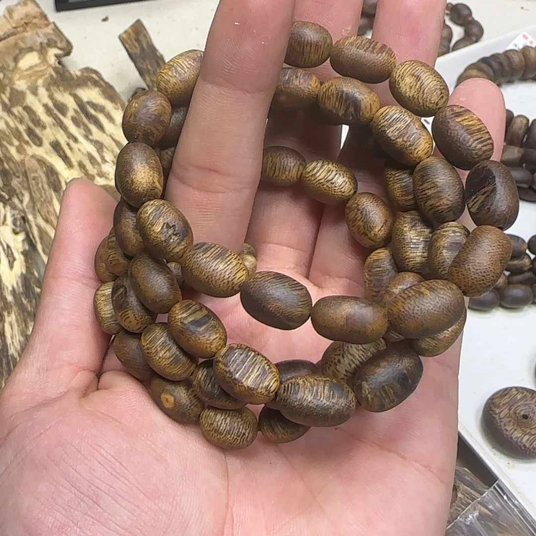 沉香沉香碎屑奇楠沉香留疤单圈乌身6g+多样性发一条