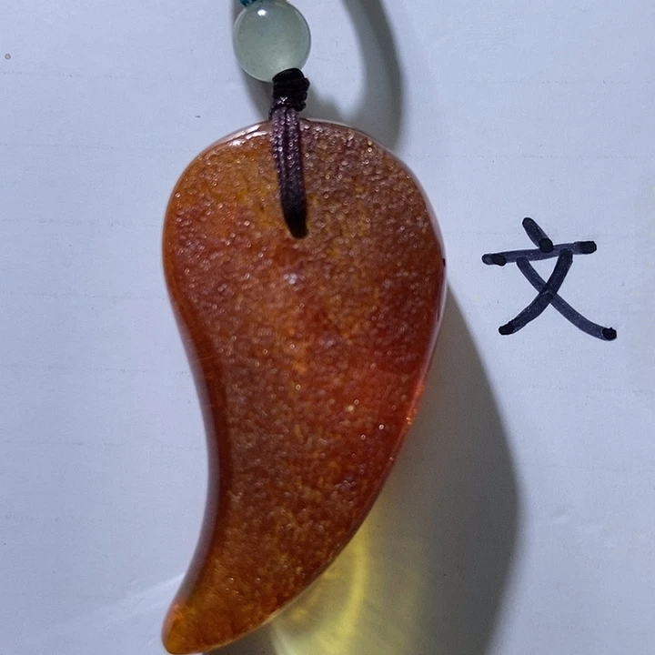 琥珀未镶嵌珠宝奇石87