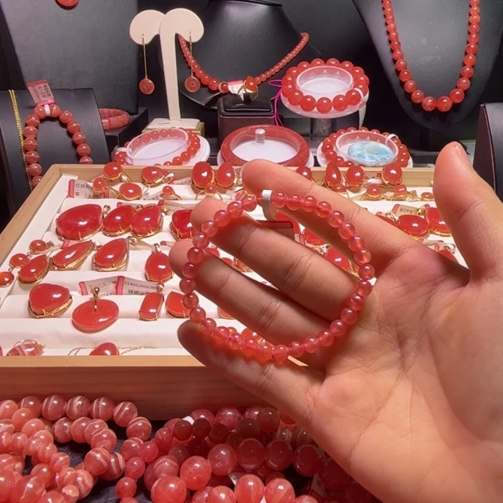 菱锰矿（红纹石）未镶嵌手串冰种5.6mm