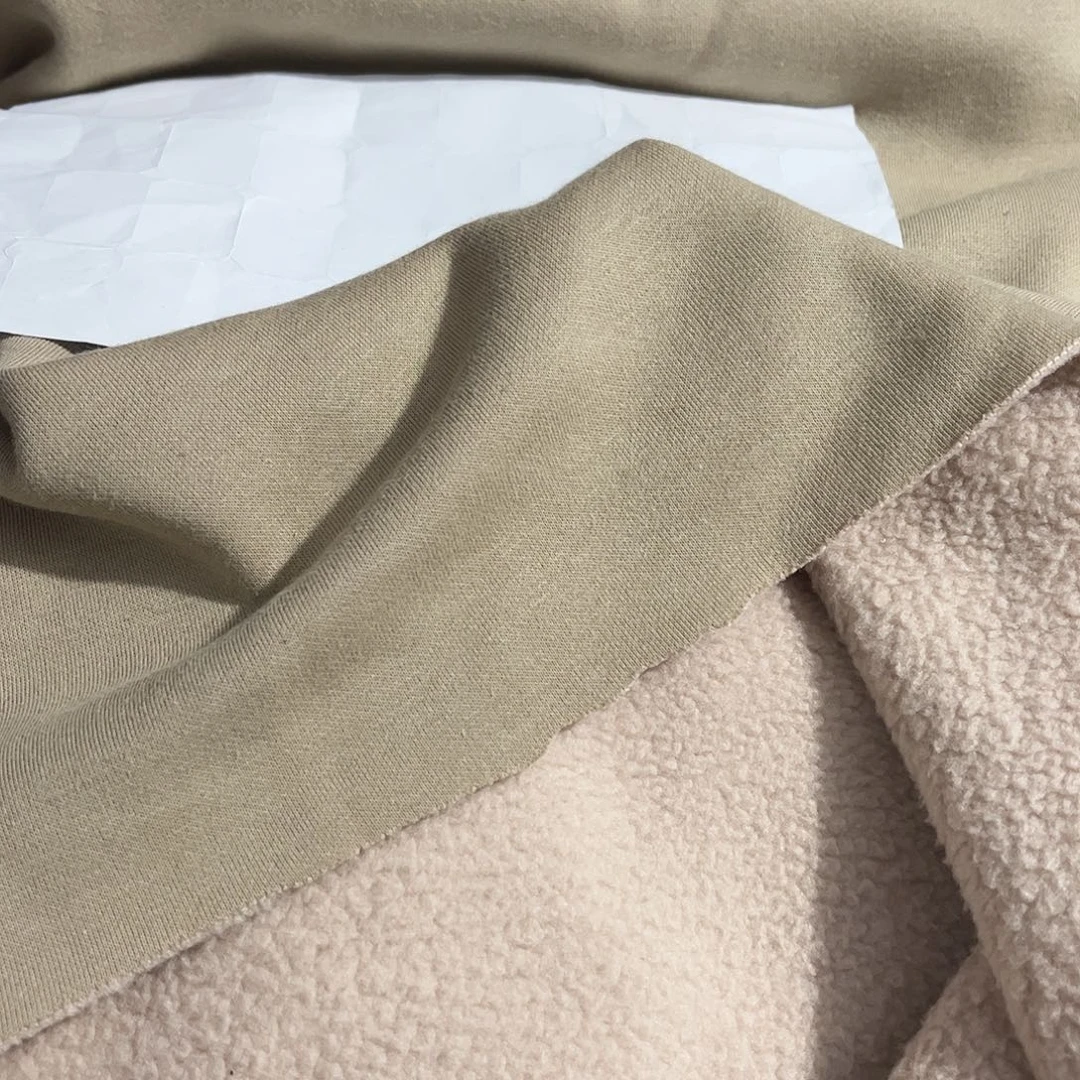 卡其色一体颗粒绒1.7×2米长