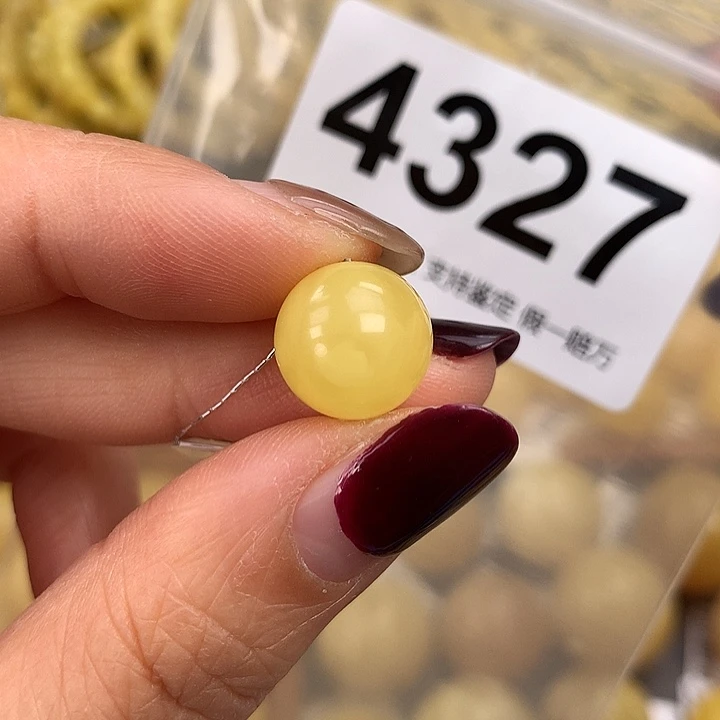 蜜蜡未镶嵌珠宝奇石12.2