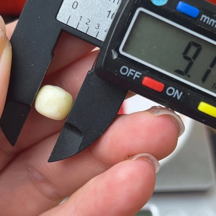 琥珀裸石未镶嵌微瑕1239