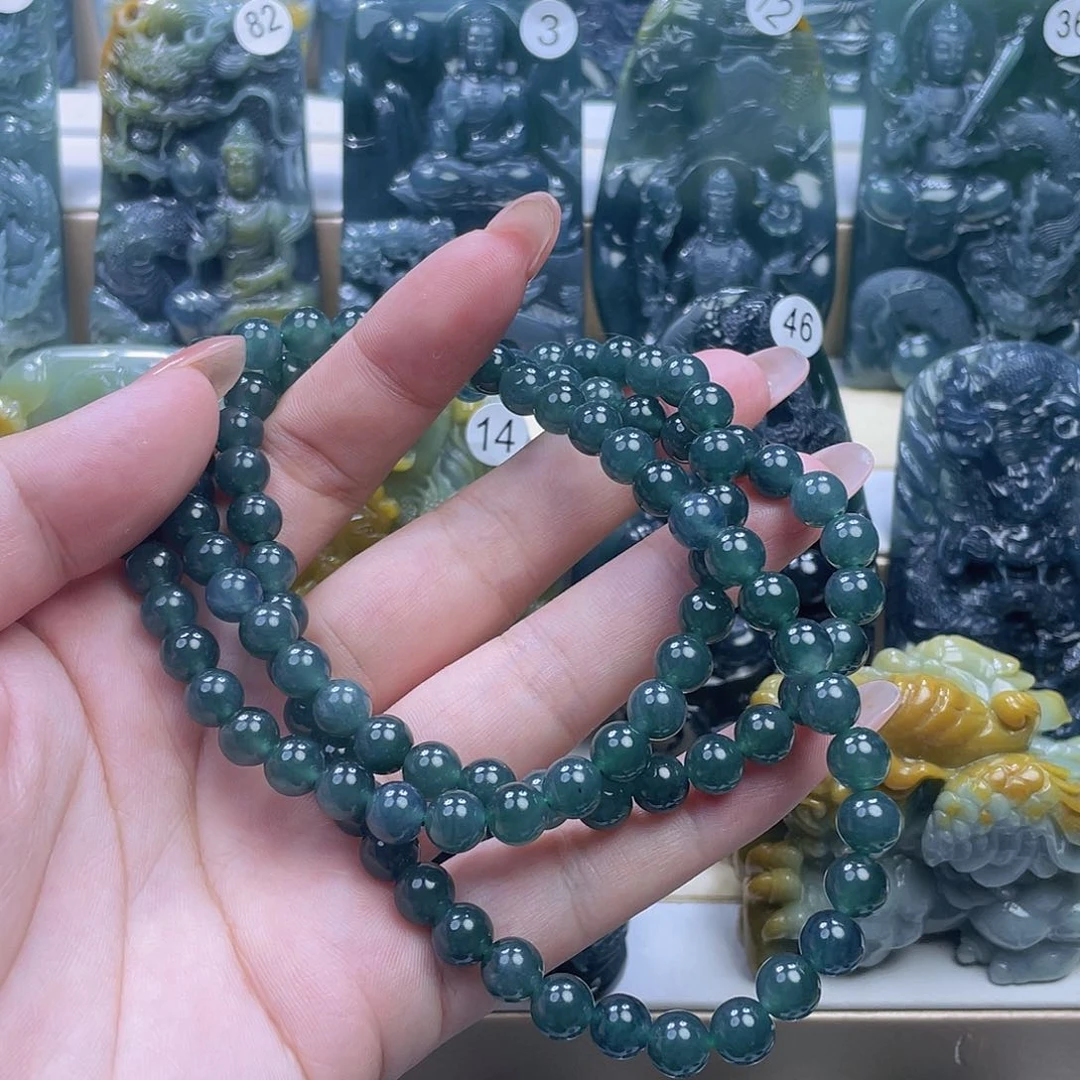 翡翠未镶嵌颈饰翡翠未镶嵌