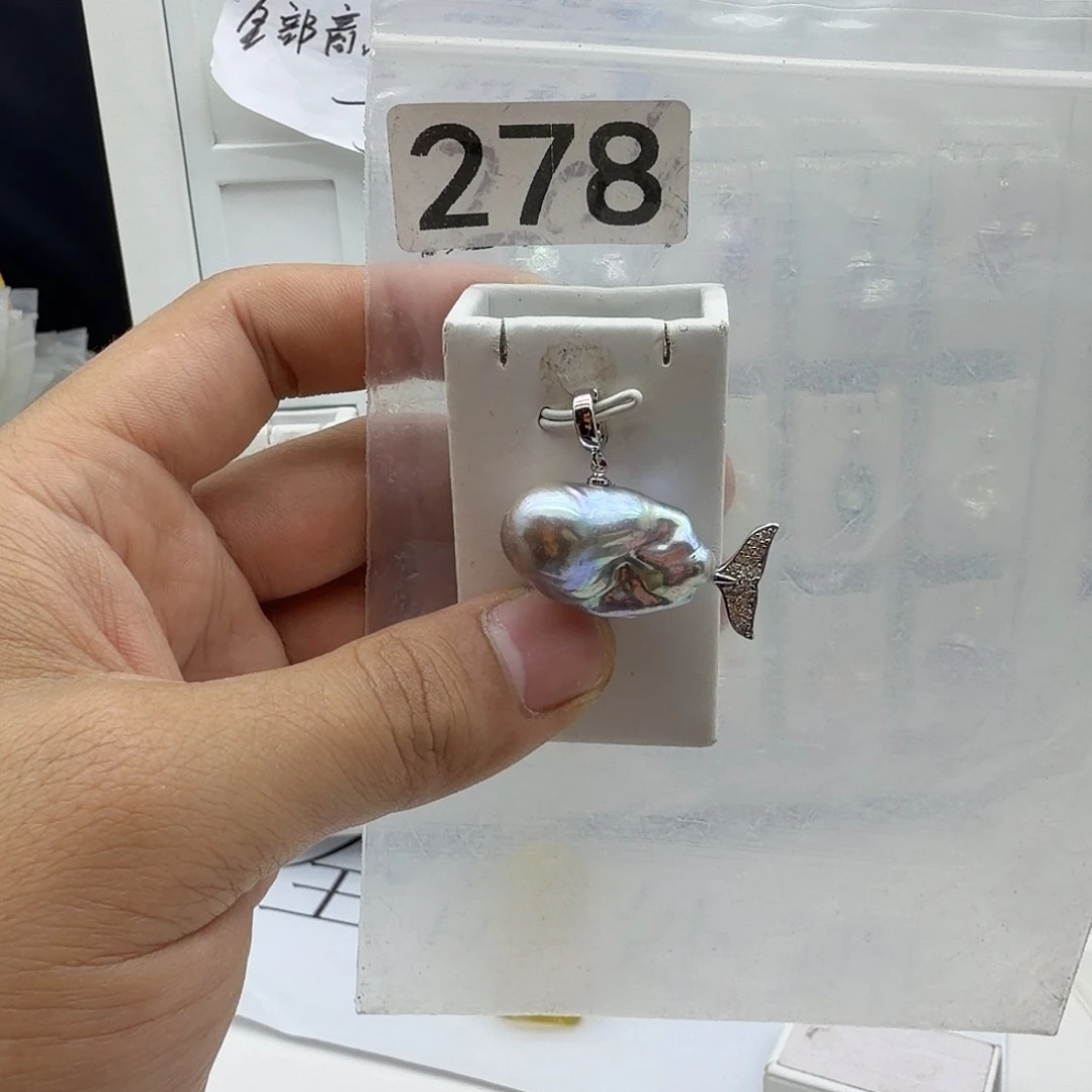 淡水珍珠颈饰合金