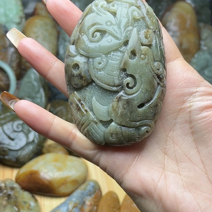 小***满和田玉未镶嵌挂件