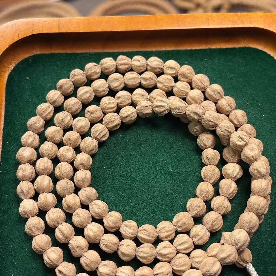 郝***r柏香籽/百香籽手串