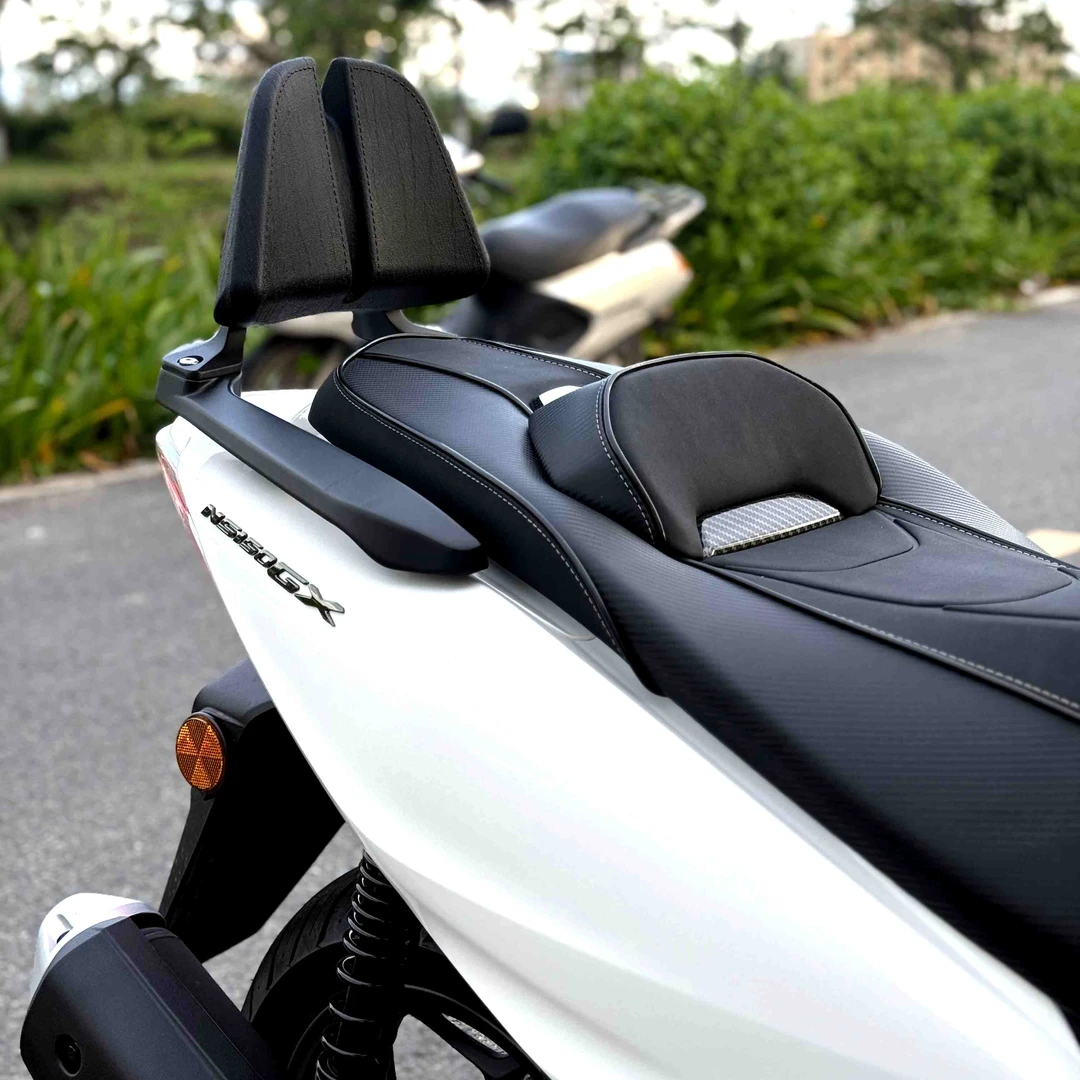 适用新大洲本田NS150GX改装后靠背 铝合金扶手后靠背乘客舒适腰靠