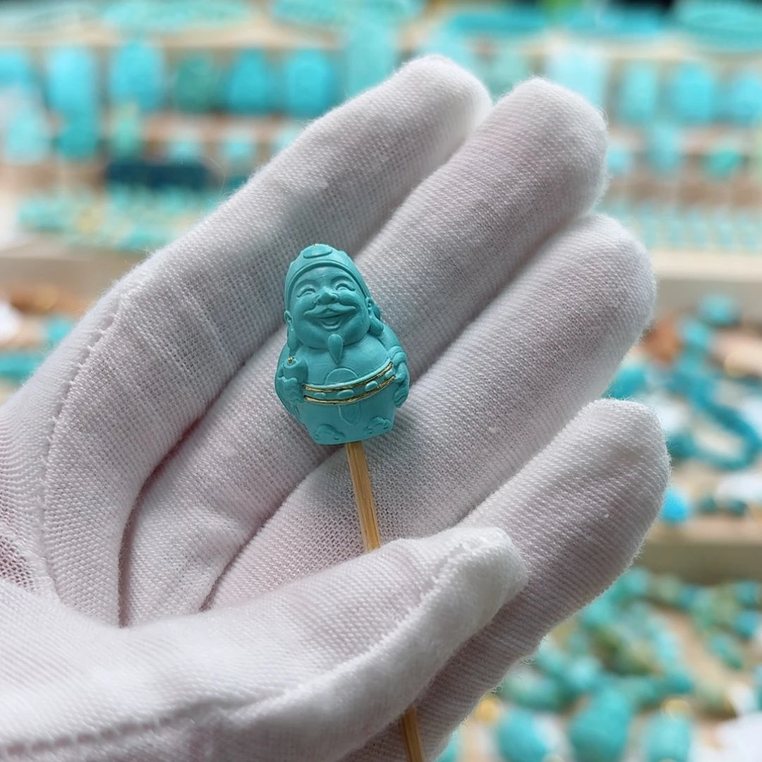 绿松石未镶嵌珠宝奇石