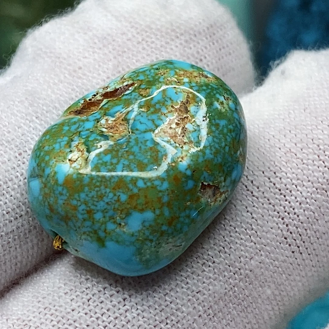 绿松石未镶嵌天然原矿 带武汉地大证书