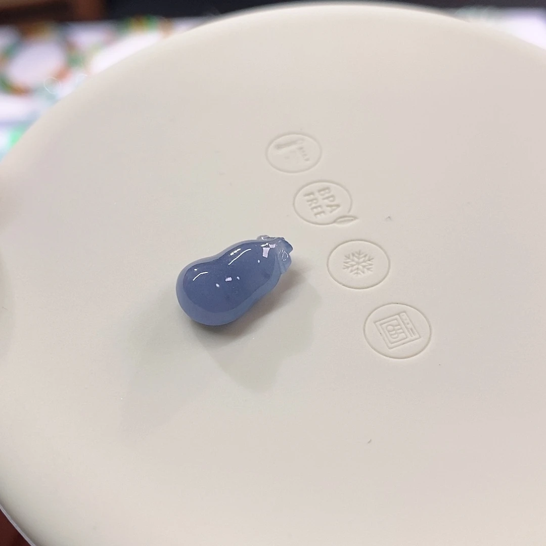 翡翠裸石蓝紫葫芦