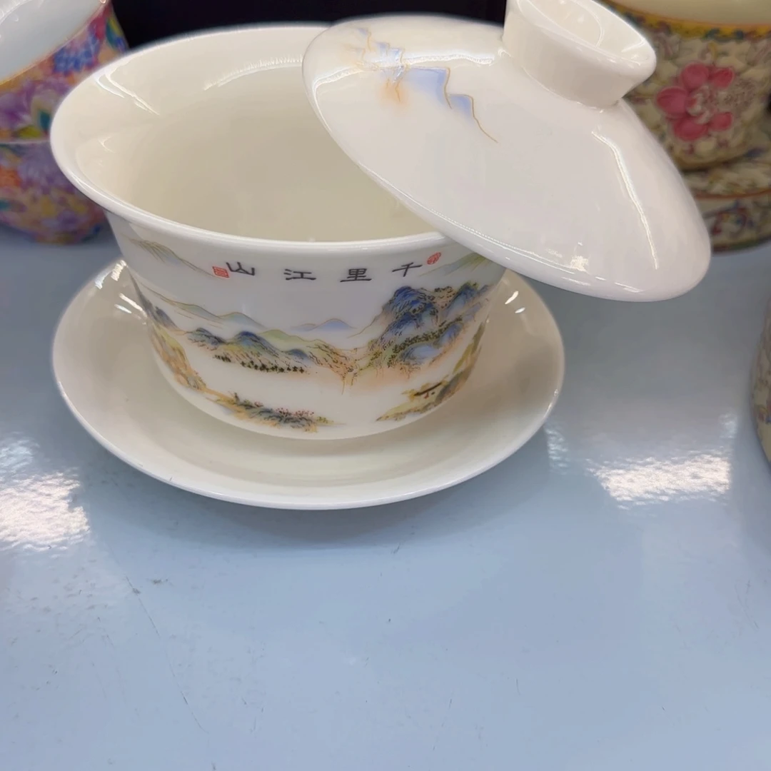 这些盖碗真好看！！！